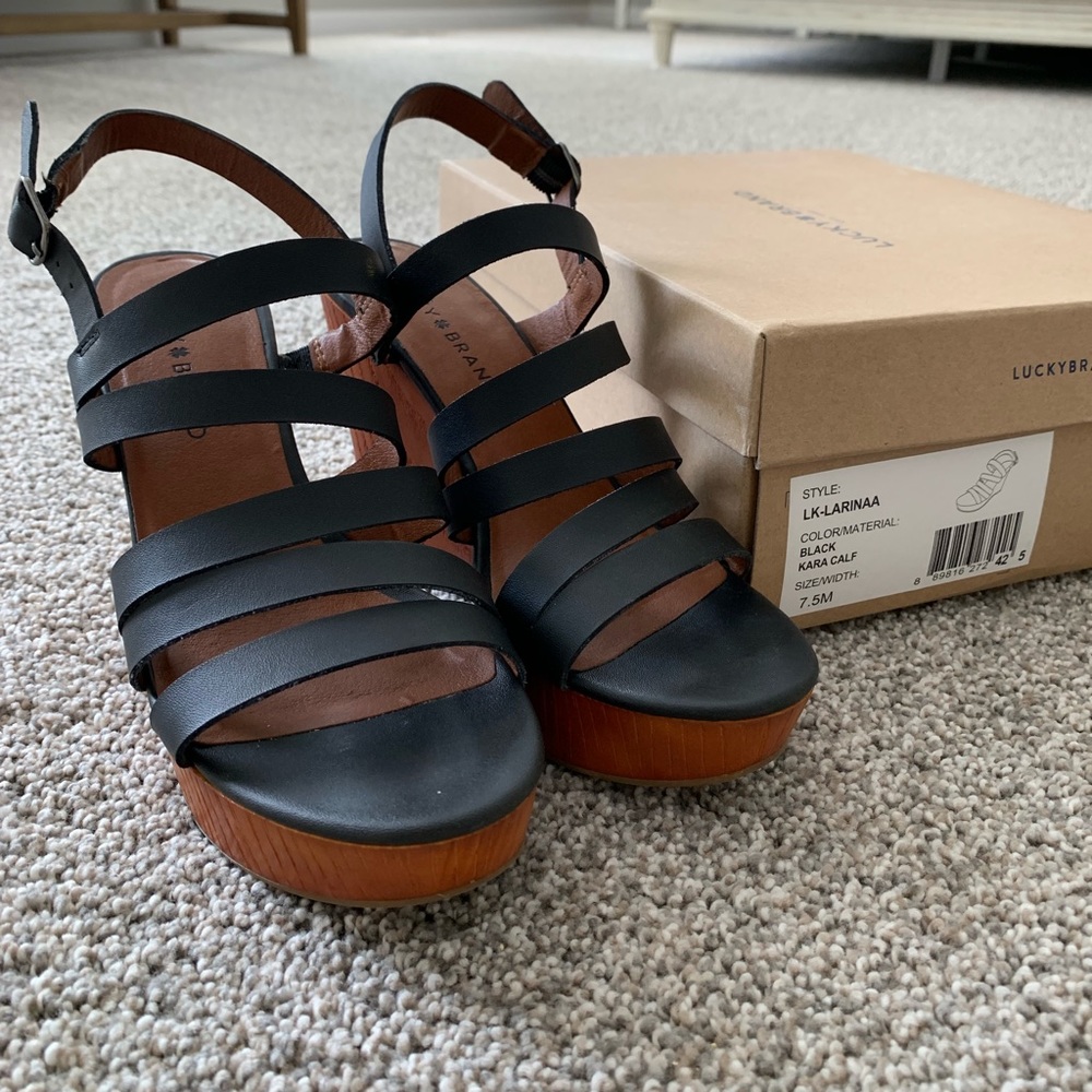Lucky Brand Larinaa Sz 7.5